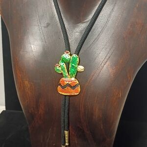 Source Unknown Green and Gold Cactus Necklace